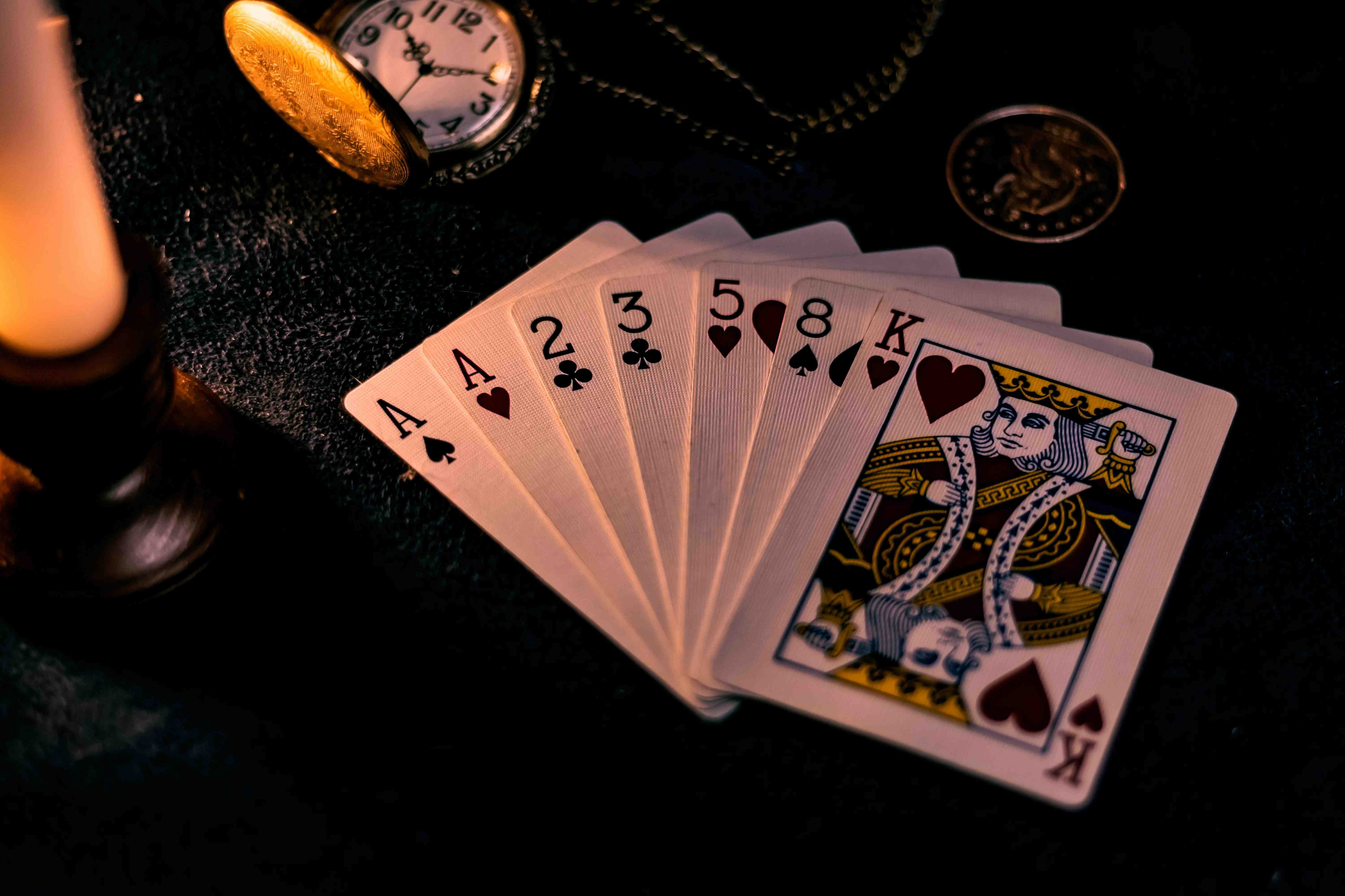 Ilustrasi aktivitas memasang taruhan online sportsbook dan casino dengan cosmo4d di Indonesia